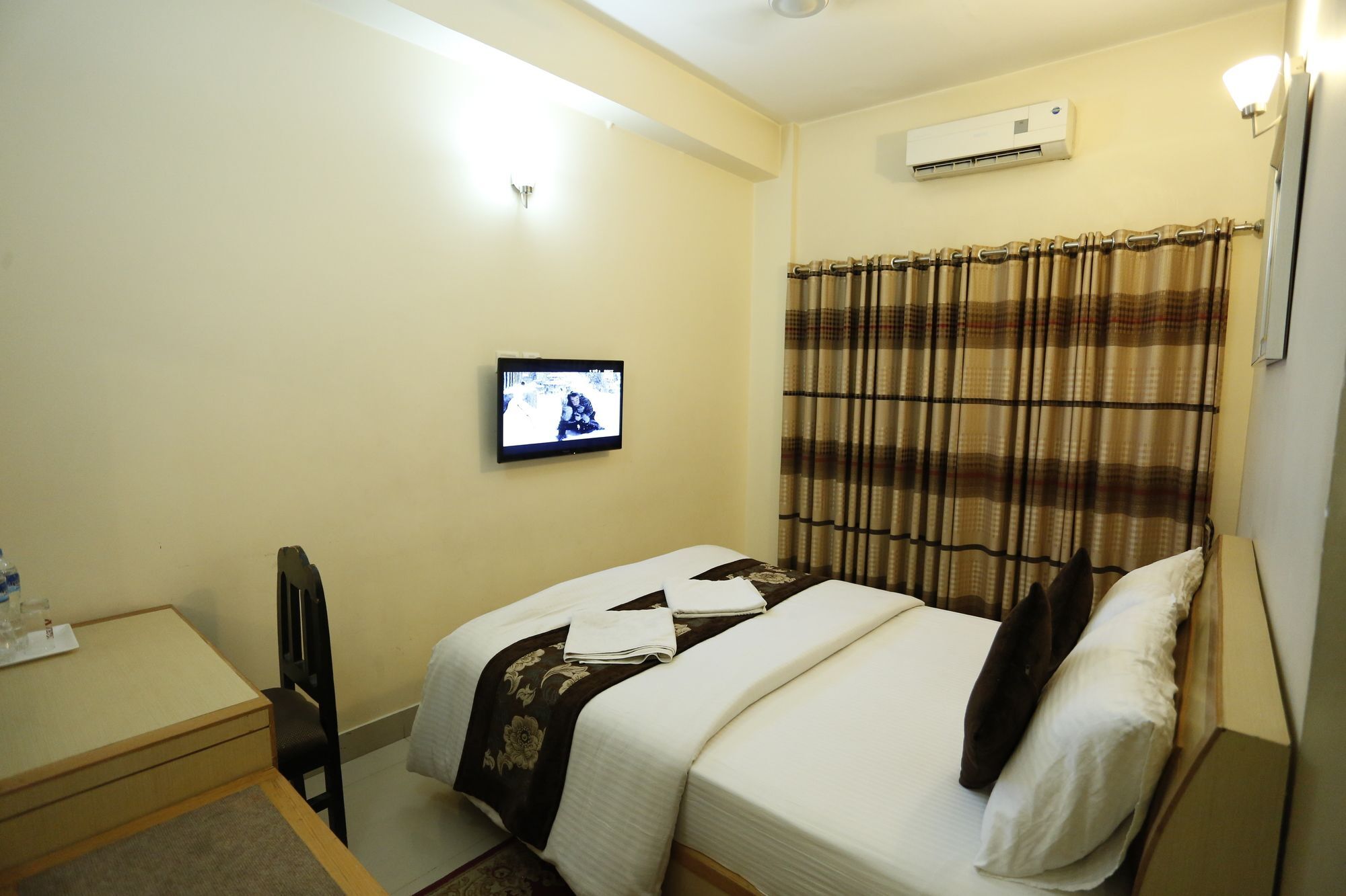 Mahadev Hotel Catmandu Exterior foto