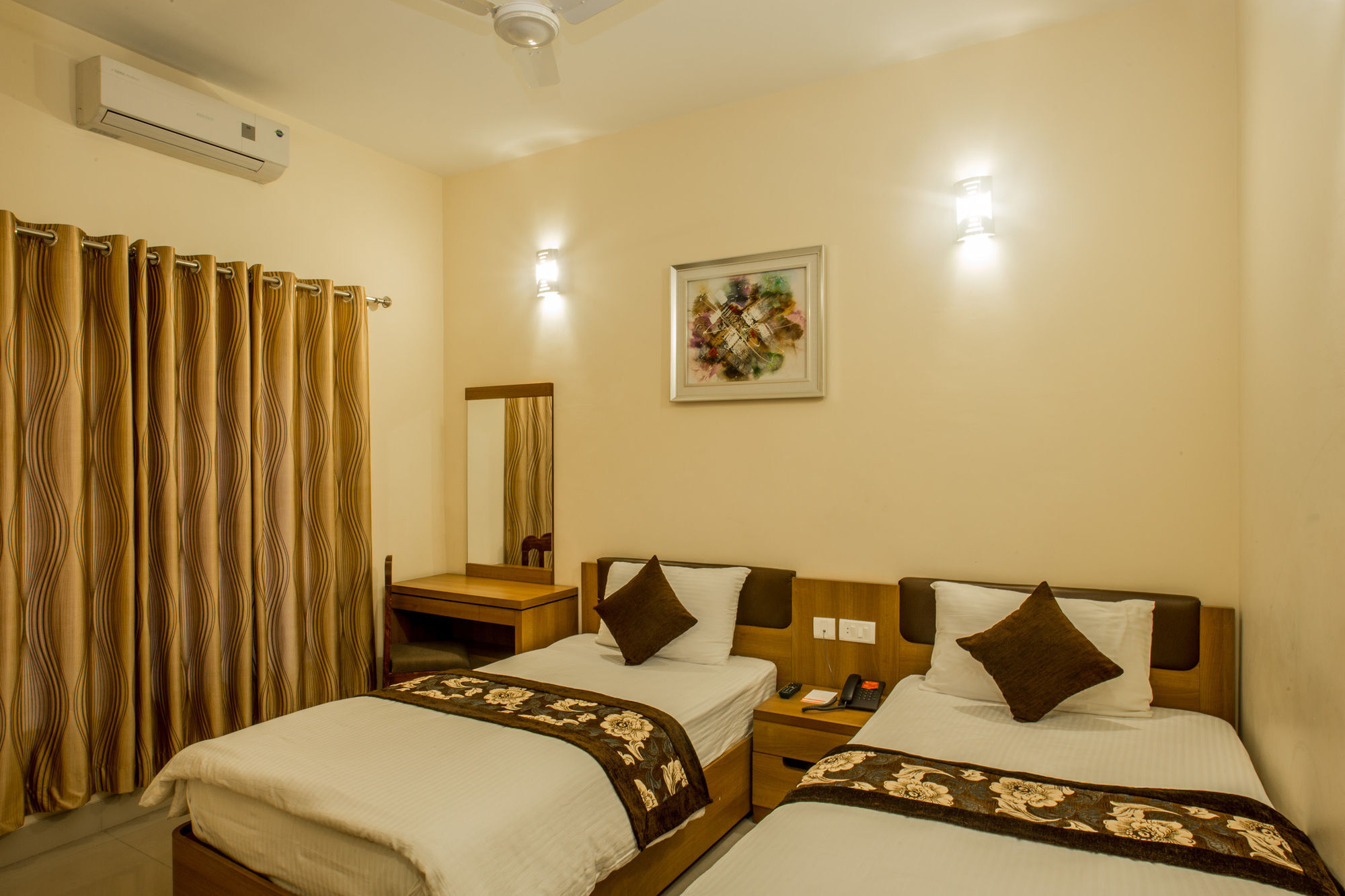Mahadev Hotel Catmandu Exterior foto
